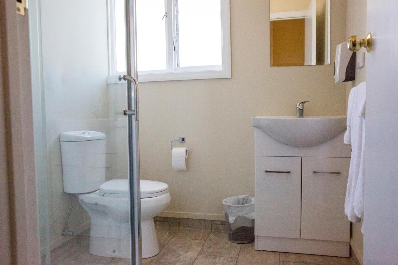 Post Office Hotel Foxton Екстер'єр фото