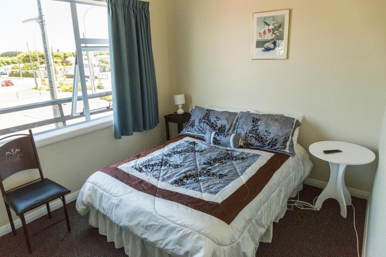 Post Office Hotel Foxton Екстер'єр фото